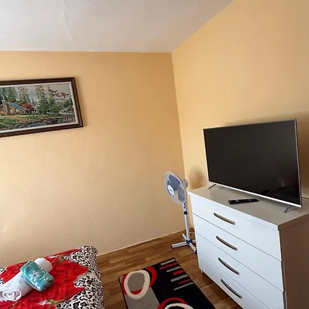 Xhermi House Entire 2nd Floor!